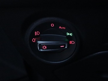 Seat Leon III Hatchback Facelifting 1.4 TSI 125KM 2018 Seat Leon 1.4 TSI, Salon Polska, Navi, Klima, zdjęcie 22