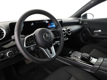 Mercedes CLA C118/X118 Shooting Brake 2.0 200d 150KM 2021 Mercedes CLA 200 automat full LED navi klima auto, zdjęcie 13