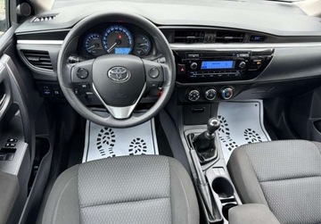 Toyota Corolla XI Sedan 1.33 Dual VVT-i 99KM 2015 Toyota Corolla Salon Polska, Serwis ASO 1.3 Benzyna 99KM, zdjęcie 3