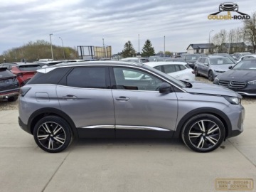 Peugeot 3008 II Crossover Facelifting  1.2 PureTech 130KM 2022 Peugeot 3008 3008 1,2 130 KM GT line alcantara alu pdc kamera led oplacony, zdjęcie 4