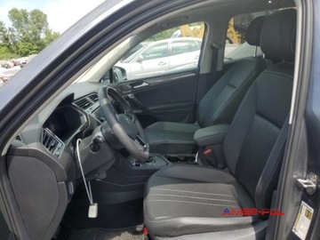 Volkswagen Tiguan II 2023 Volkswagen Tiguan 2023 r., 2,0L SE FWD 2.0 Benzyna 184KM, zdjęcie 7