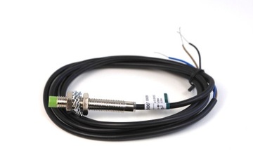 Czujnik indukcyjny LM8-3002PB 10-30V PNP NC 2mm