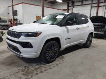 Jeep Compass II 2022 Jeep Compass 2022 JEEP COMPASS HIGH ALTITUDE 4X4 2.4 Benzyna 177KM, zdjęcie 2