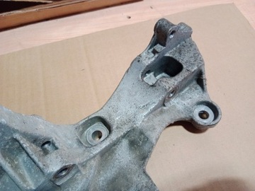 UCHYCENÍ ALTERNÁTORA SKODA FABIA II 1,4 TDI 045903143E