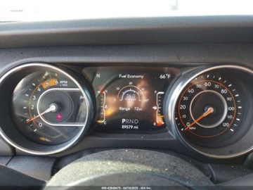 Jeep Wrangler IV 2021 Jeep Wrangler Unlimited Sahara 2021 3.0l 3.0 Diesel 260KM, zdjęcie 10