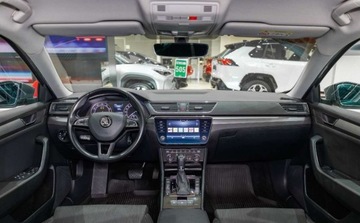 Skoda Superb III Liftback 2.0 TSI 280KM 2018 Skoda Superb 2.0 TSI 4x4 Ambition DSG 2.0 Benzyna 280KM, zdjęcie 3