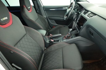 Skoda Octavia III RS Kombi Facelifting 2.0 TSI 230KM 2018 Skoda Octavia RS 2.0 TSI, Salon Polska, zdjęcie 6
