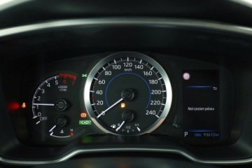 Toyota Corolla XII Sedan 1.8 Hybrid 122KM 2020 Toyota Corolla 1.8 Hybrid, Salon Polska, zdjęcie 7
