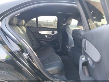 Mercedes Klasa C W205 2019 Mercedes-Benz Klasa C 2019 MERCEDES-BENZ C 300 2.0 Benzyna 255KM, zdjęcie 8