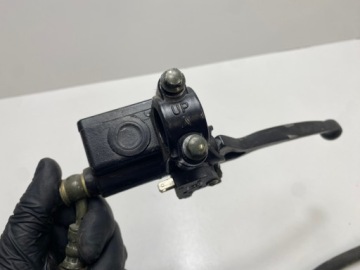 ROMET 757 / KREIDLER GALACTICA 50 2T ПЕРЕДНИЙ ТОРМОЗНОЙ СУППОРТ + ПРАВЫЙ НАСОС