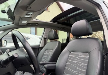 Kia Venga Mikrovan 1.4 DOHC CVVT 90KM 2015 Kia Venga 1.4 90KM Navi Panorama Kamera KEY Bezwypadkowy Dla wymagajacy, zdjęcie 33