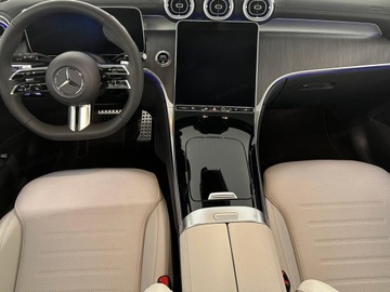 Mercedes GLC C254/X254 2025 MERCEDES-BENZ GLC 200 d 4-Matic AMG Line 2.0 (163KM) 2025, zdjęcie 8