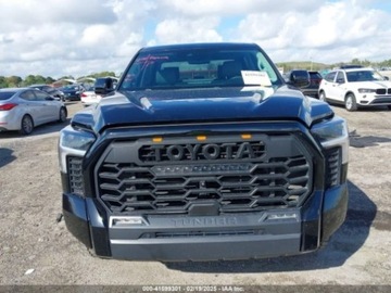 Toyota Tundra II 2022 Toyota Tundra 2022r., SR5, od ubezpieczalni 3.4 Benzyna 389KM, zdjęcie 1