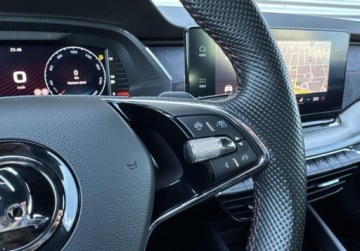 Skoda Octavia IV Kombi 2.0 TDI SCR 200KM 2021 Skoda Octavia RS 2.0TDI DSG 200KM 4x4 Matrix Kamera WEBASTO HeadUP ACC Vir, zdjęcie 21