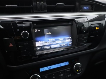 Toyota Corolla X Sedan Facelifting 1.6 Valvematic 132KM 2014 Toyota Corolla 1.6 Valvematic, Salon Polska, zdjęcie 11