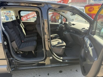 Opel Combo E Kombivan 1.5 Diesel 131KM 2020 Opel Combo Life Niepełnosprawnych inwalida, zdjęcie 13