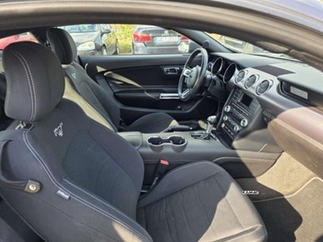 Ford Mustang VI Convertible 2.3 EcoBoost 317KM 2017 Ford Mustang Ford Mustang 2,3 benzyna Automat 2.3 Benzyna 317KM, zdjęcie 10