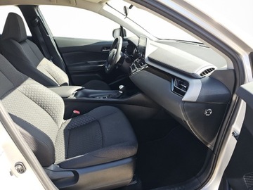 Toyota C-HR I Crossover Facelifting 1.8 Hybrid 122KM 2023 Toyota C-HR 1.8 Hybrid GPF Comfort, zdjęcie 6