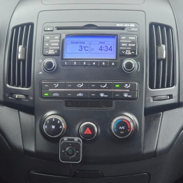 Hyundai i30 I CW Facelifting 1.4 DOHC 109KM 2011 Hyundai i30 1.4 Benzyna Blue Classic Manual 109KM, zdjęcie 27