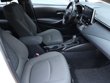 Toyota Corolla XII Sedan 1.8 Hybrid 122KM 2019 Toyota Corolla 1.8 Hybrid, Salon Polska, zdjęcie 8