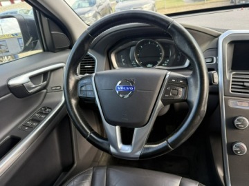 Volvo XC60 I SUV Facelifting 2.0 D4 DRIVE-E 181KM 2013 Volvo XC 60 2,0 diesel D4 181KM skóry, zdjęcie 9