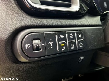 Kia XCeed PHEV Facelifting 1.6 GDi Plug-In 141KM 2023 Kia XCeed 1.6 GDI PHEV L Business Line DCT 1.6 Hybryda Plug-in, zdjęcie 17