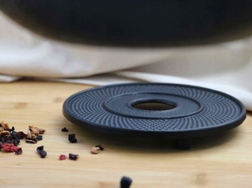 PODSTAWKA PODKŁADKA ŻELIWNA POD GORĄCY CZAJNIK IMBRYK GARNEK