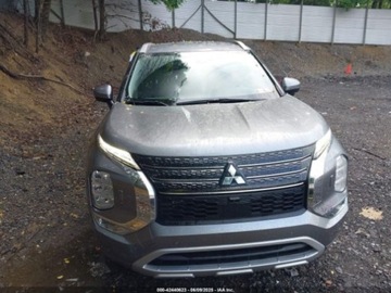 Mitsubishi Outlander III 2022 Mitsubishi Outlander Sel Special Edition, 2022r., 4x4, 2.5L 2.5 Benzyna, zdjęcie 6