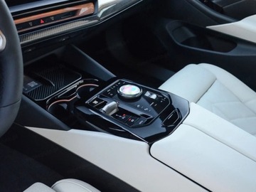 BMW Seria 5 G90-91 2025 BMW Seria 5 540d xDrive Sport Sedan 3.0 (303KM) 2025, zdjęcie 7