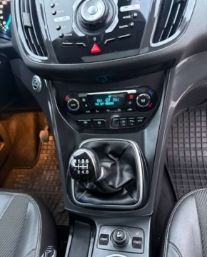 Ford Kuga II SUV 2.0 Duratorq TDCi 163KM 2013 Ford Kuga Ford Kuga 2.0 TDCi Titanium 2.0 Diesel 163KM, zdjęcie 15