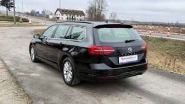 Volkswagen Passat B8 Variant 2.0 TDI BlueMotion SCR 150KM 2016 Volkswagen Passat Raty 2.0 tdi 150KM Bez adblue DSG 115tys km Duza Navi Ka, zdjęcie 25