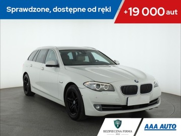 BMW Seria 5 F10-F11 Touring 525d 218KM 2013 BMW 5 525d xDrive, 214 KM, 4X4, Automat, Skóra