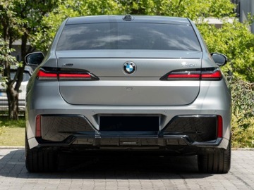 BMW Seria 7 G70 Sedan 3.0 40d 299KM 2025 740d xDrive Sport Sedan 3.0 (299KM) 2025, zdjęcie 2