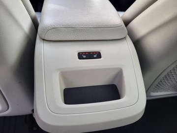 Volvo XC60 II Crossover T6 320KM 2018 VOLVO XC60 II T6 2.0l benzyna 310KM * Momentum * Dokumentacja *Zadbany, zdjęcie 23