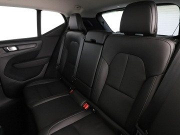 Volvo XC40 Crossover 2.0 D4 190KM 2020 Volvo XC 40 Momentum D4 automat 4x4 skóra navi, zdjęcie 16