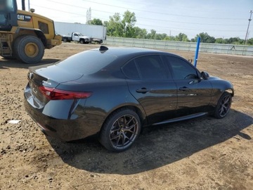 Alfa Romeo Giulia II Sedan Facelifting 2.0 Turbo 280KM 2022 Alfa Romeo Giulia 2022 2.0l 2.0 Benzyna 280KM, zdjęcie 3