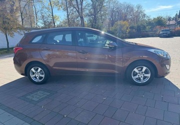 Hyundai i30 II Wagon 1.4 CVVT 100KM 2013 Hyundai i30 Hyundai i30 i30cw 1.4 Style 1.4 Benzyna 99KM, zdjęcie 1