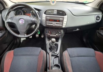 Fiat Bravo II Hatchback 5d 1.6 TD MultiJet 120KM 2009 Fiat Bravo 1.6 Diesel 120KM, zdjęcie 8