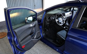 Ford Fiesta VII Hatchback 3d Facelifting 1.0 EcoBoost 100KM 2017 Ford Fiesta 1.0 i Kamera Grzana kierownica 1 rok gwarancji Benzyna, zdjęcie 9