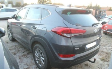 Hyundai Tucson III SUV 1.7 CRDI 115KM 2016 Hyundai Tucson 1.7 Diesel 116KM, zdjęcie 3