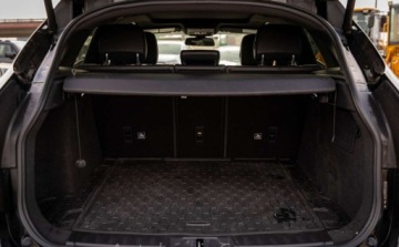 Jaguar F-Pace SUV 2.0 i4 250KM 2018 Jaguar F-Pace Jaguar F-Pace 25t AWD Premium 250KM 2.0 Benzyna 250KM, zdjęcie 19