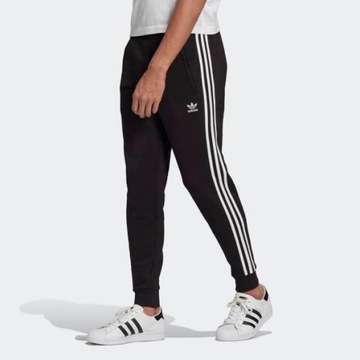 Spodnie ADIDAS CLASSICS 3-STRIPES (GN3458) Black