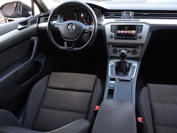 Volkswagen Passat B8 Limousine 2.0 TDI BlueMotion Technology 150KM 2016 VW Passat 2.0 TDI, Salon Polska, Navi, Klima, zdjęcie 6
