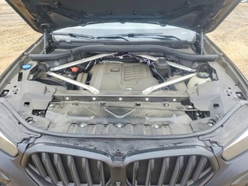 BMW X6 G06 2023 BMW X6 xDrive40i 2023 3.0 Benzyna 335KM, zdjęcie 6