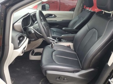 Chrysler Pacifica II 2024 Chrysler Pacifica Touring L 2024 3.6l 3.6 Benzyna 287KM, zdjęcie 7