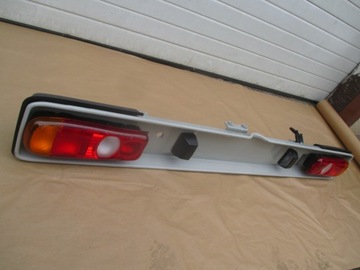 Belka tylna lampy doka kabina VW T5 T6 7F0803703B