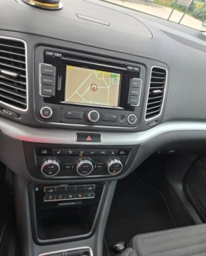 Volkswagen Sharan II Van 2.0 TDI-CR BMT 140KM 2015 Volkswagen Sharan Sprowadzony Zarejestrowany Pelny serwis VW 2.0 Diesel, zdjęcie 13