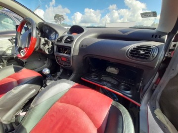 PEUGEOT 206 куб.см кабриолет ПРИБОРНАЯ ПАНЕЛЬ НАСТОЛЬНАЯ КОНСОЛЬ