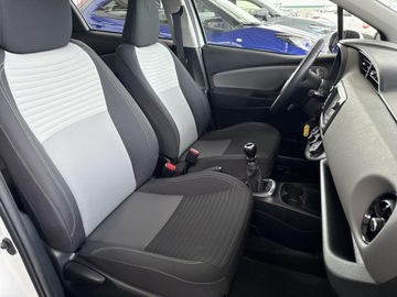 Toyota Yaris III Hatchback 5d Facelifting 2017 1.5 Dual VVT-iE 111KM 2019 Toyota Yaris 1,5-Dual-VVT-iE III (2011-2019) 1,5-D, zdjęcie 8
