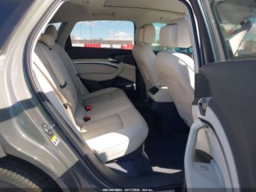 Audi Q8 2024 Audi Q8 e-tron Premium Plus Quattro 2024 Elektryczny 402KM, zdjęcie 13